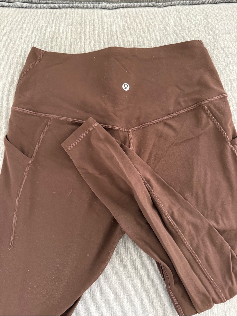 Lululemon - Picture 2 of 2